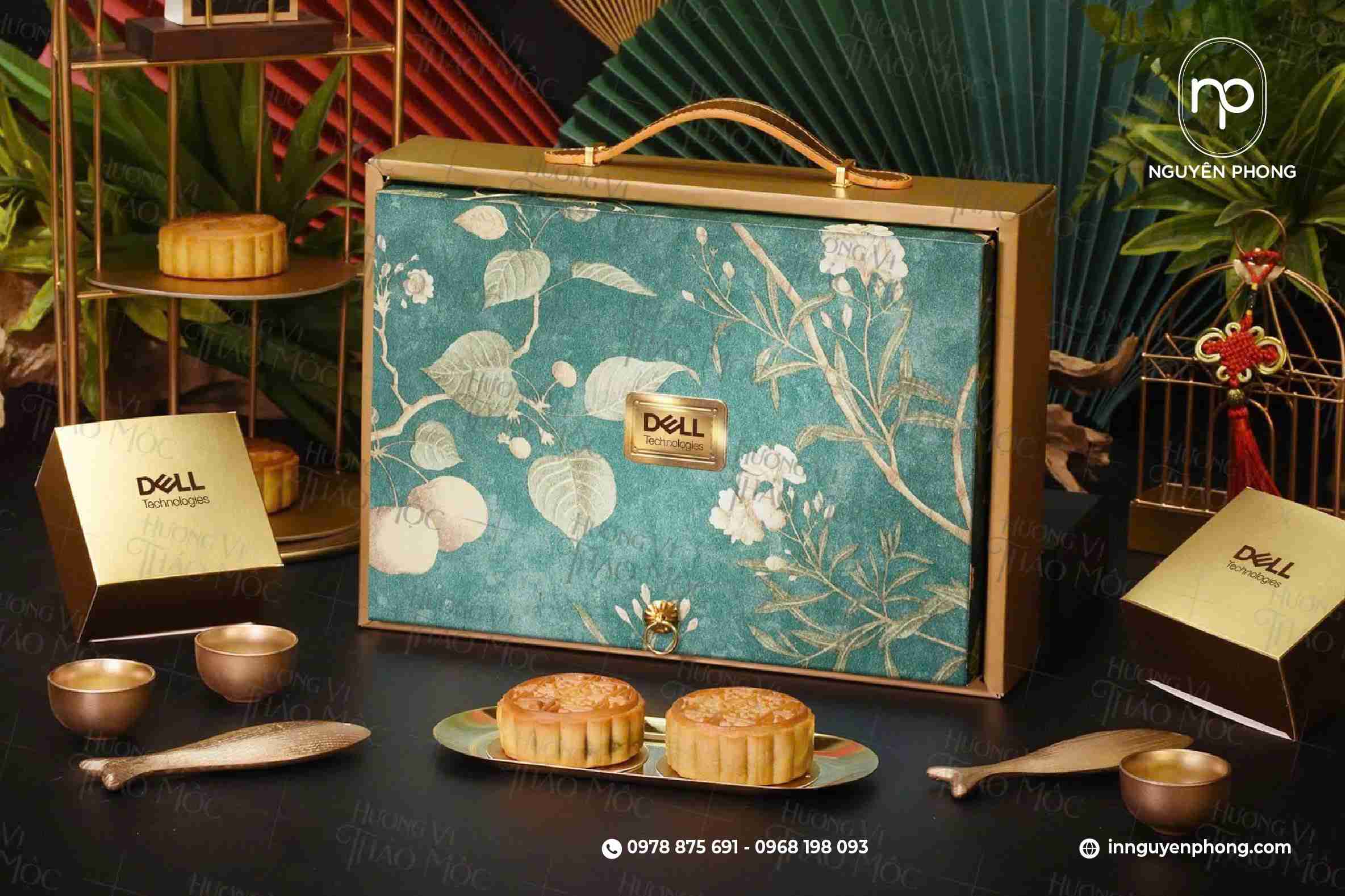 Hộp bánh trung thiết kế độc đáo 